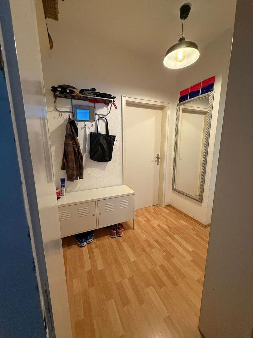 Pronájem bytu 2+1 73 m², Kurfürstenstr. 12-14, Köln, Severní Porýní-Vestfálsko Pronájem bytu 2+1 73 m², Kurfürstenstr. 12-14, Köln, Severní Porýní-Vestfálsko