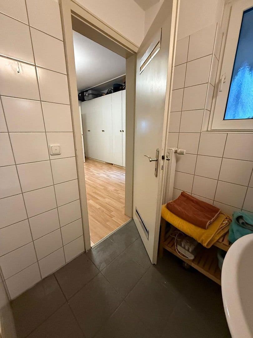 Pronájem bytu 2+1 73 m², Kurfürstenstr. 12-14, Köln, Severní Porýní-Vestfálsko Pronájem bytu 2+1 73 m², Kurfürstenstr. 12-14, Köln, Severní Porýní-Vestfálsko