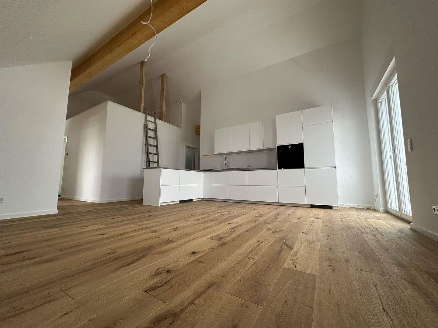 Pronájem bytu 3+1 78 m², Darmstadt, Hessen Pronájem bytu 3+1 78 m², Darmstadt, Hessen