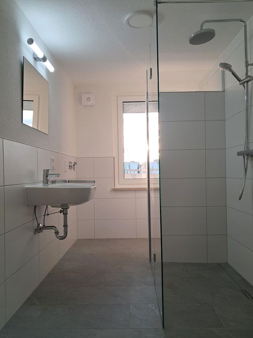 Pronájem bytu 2+1 50 m², Villingen-Schwenningen, Bádensko-Württembersko Pronájem bytu 2+1 50 m², Villingen-Schwenningen, Bádensko-Württembersko