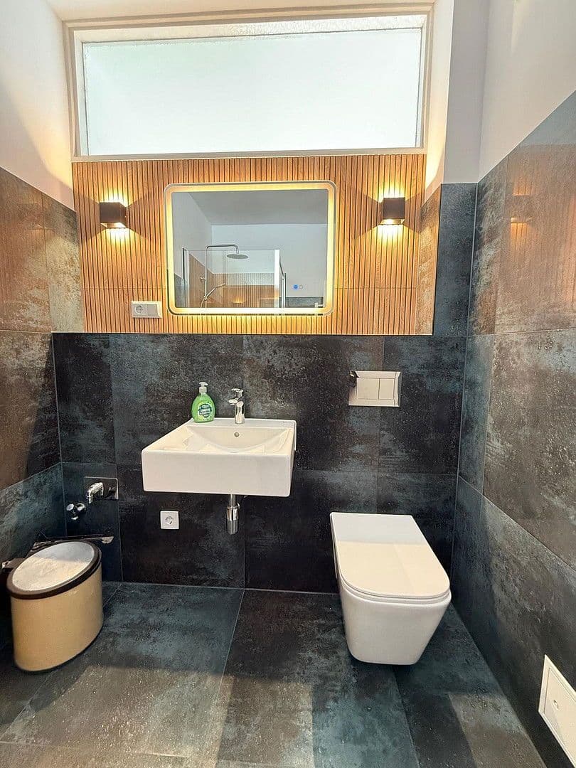 Pronájem bytu 2+1 46 m², Berlin, Berlín Pronájem bytu 2+1 46 m², Berlin, Berlín