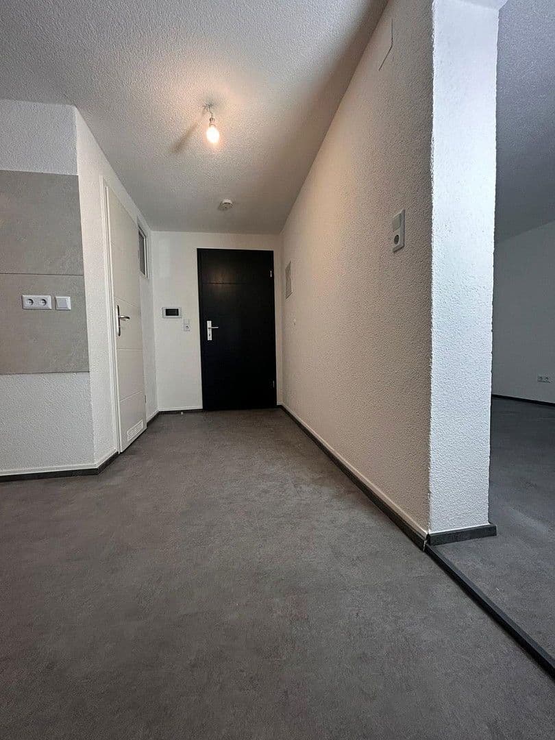 Pronájem bytu 2+1 50 m², Pforzheim, Bádensko-Württembersko Pronájem bytu 2+1 50 m², Pforzheim, Bádensko-Württembersko