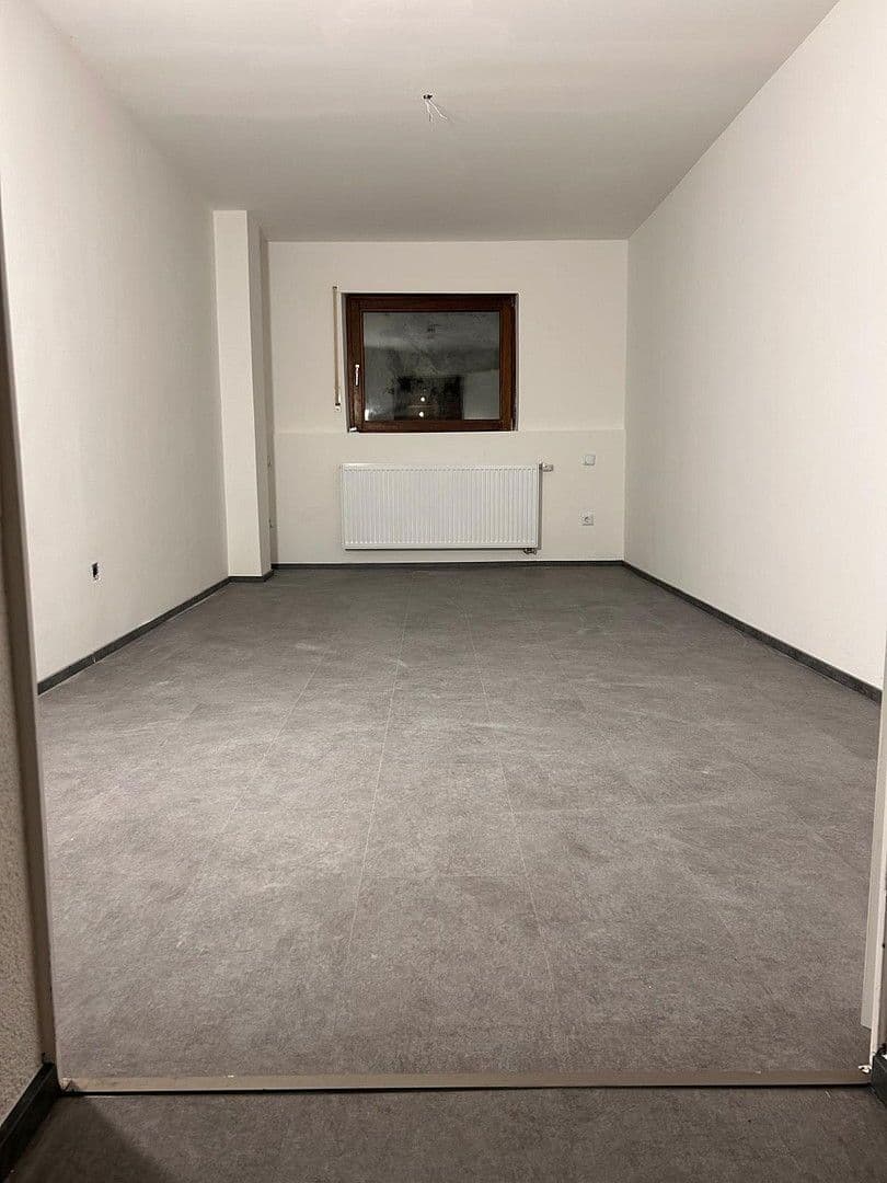 Pronájem bytu 2+1 50 m², Pforzheim, Bádensko-Württembersko Pronájem bytu 2+1 50 m², Pforzheim, Bádensko-Württembersko