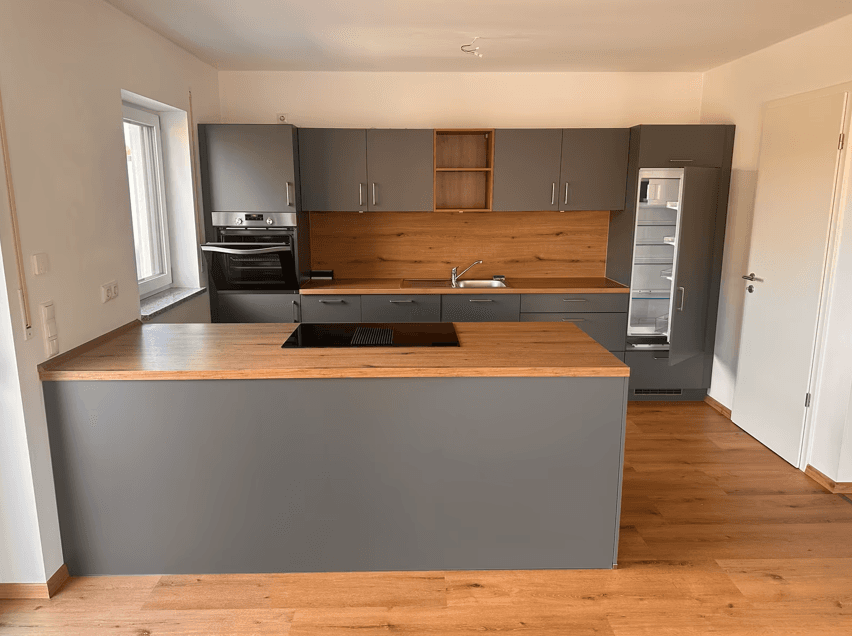 Pronájem bytu 4+1 118 m², Austr. 2, Wernberg-Köblitz, Bavorsko Pronájem bytu 4+1 118 m², Austr. 2, Wernberg-Köblitz, Bavorsko