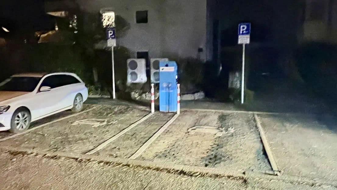 Pronájem bytu 1+1 32 m², Dattelweg 29, Stuttgart, Bádensko-Württembersko Pronájem bytu 1+1 32 m², Dattelweg 29, Stuttgart, Bádensko-Württembersko