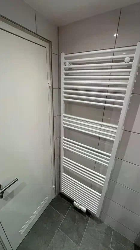 Pronájem bytu 1+1 32 m², Dattelweg 29, Stuttgart, Bádensko-Württembersko Pronájem bytu 1+1 32 m², Dattelweg 29, Stuttgart, Bádensko-Württembersko