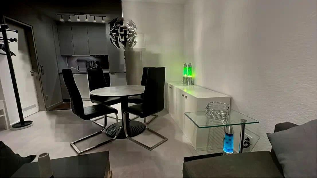 Pronájem bytu 1+1 32 m², Dattelweg 29, Stuttgart, Bádensko-Württembersko Pronájem bytu 1+1 32 m², Dattelweg 29, Stuttgart, Bádensko-Württembersko