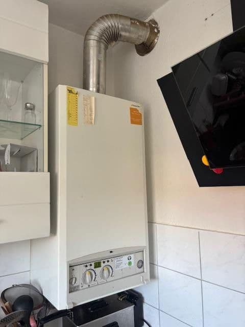 Pronájem bytu 3+1 55 m², Buerschestr. 77, Gladbeck, Severní Porýní-Vestfálsko Pronájem bytu 3+1 55 m², Buerschestr. 77, Gladbeck, Severní Porýní-Vestfálsko