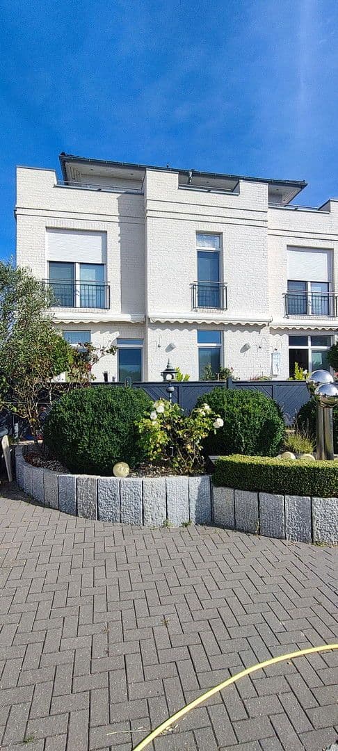 Prodej domu 340 m², pozemek 1.040 m², Schönberg (Holstein), Šlesvicko-Holštýnsko Prodej domu 340 m², pozemek 1.040 m², Schönberg (Holstein), Šlesvicko-Holštýnsko