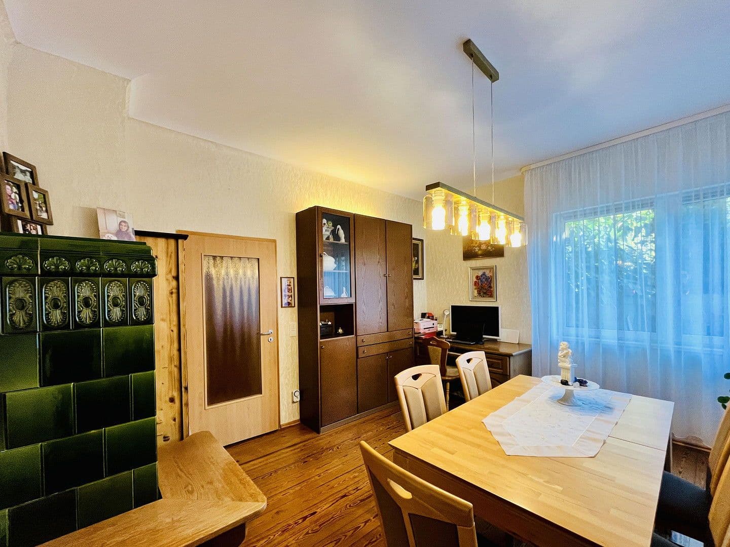 Prodej domu 146 m², pozemek 1.550 m², Neuenbürg, Bádensko-Württembersko Prodej domu 146 m², pozemek 1.550 m², Neuenbürg, Bádensko-Württembersko