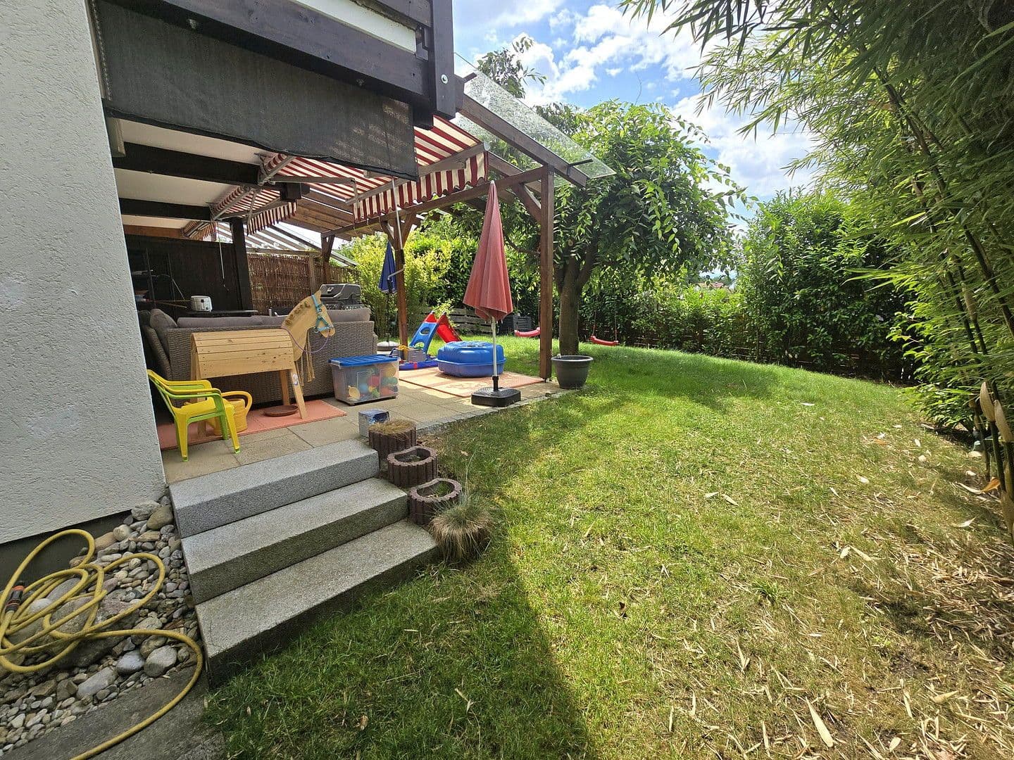 Prodej domu 146 m², pozemek 413 m², Bad Aibling, Bavorsko Prodej domu 146 m², pozemek 413 m², Bad Aibling, Bavorsko