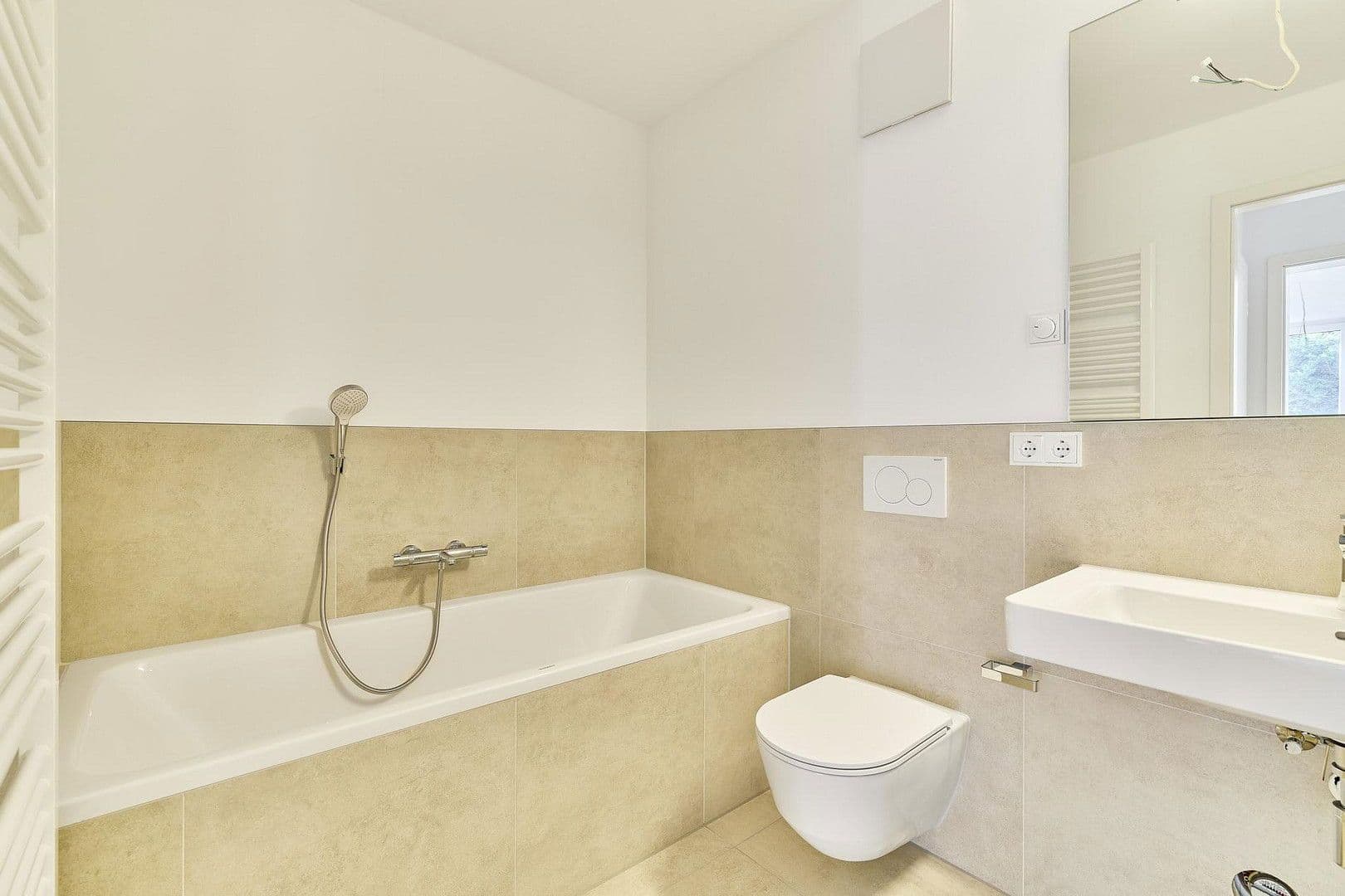 Prodej bytu 6+1 169 m², Zum jähen Rain 17, Gorxheimertal, Hessen Prodej bytu 6+1 169 m², Zum jähen Rain 17, Gorxheimertal, Hessen