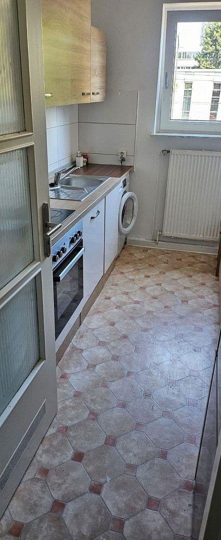 Pronájem bytu 13 m², Eckenheimer Landstraße 361, Frankfurt, Hessen Pronájem bytu 13 m², Eckenheimer Landstraße 361, Frankfurt, Hessen