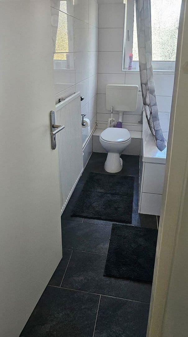 Pronájem bytu 13 m², Eckenheimer Landstraße 361, Frankfurt, Hessen Pronájem bytu 13 m², Eckenheimer Landstraße 361, Frankfurt, Hessen