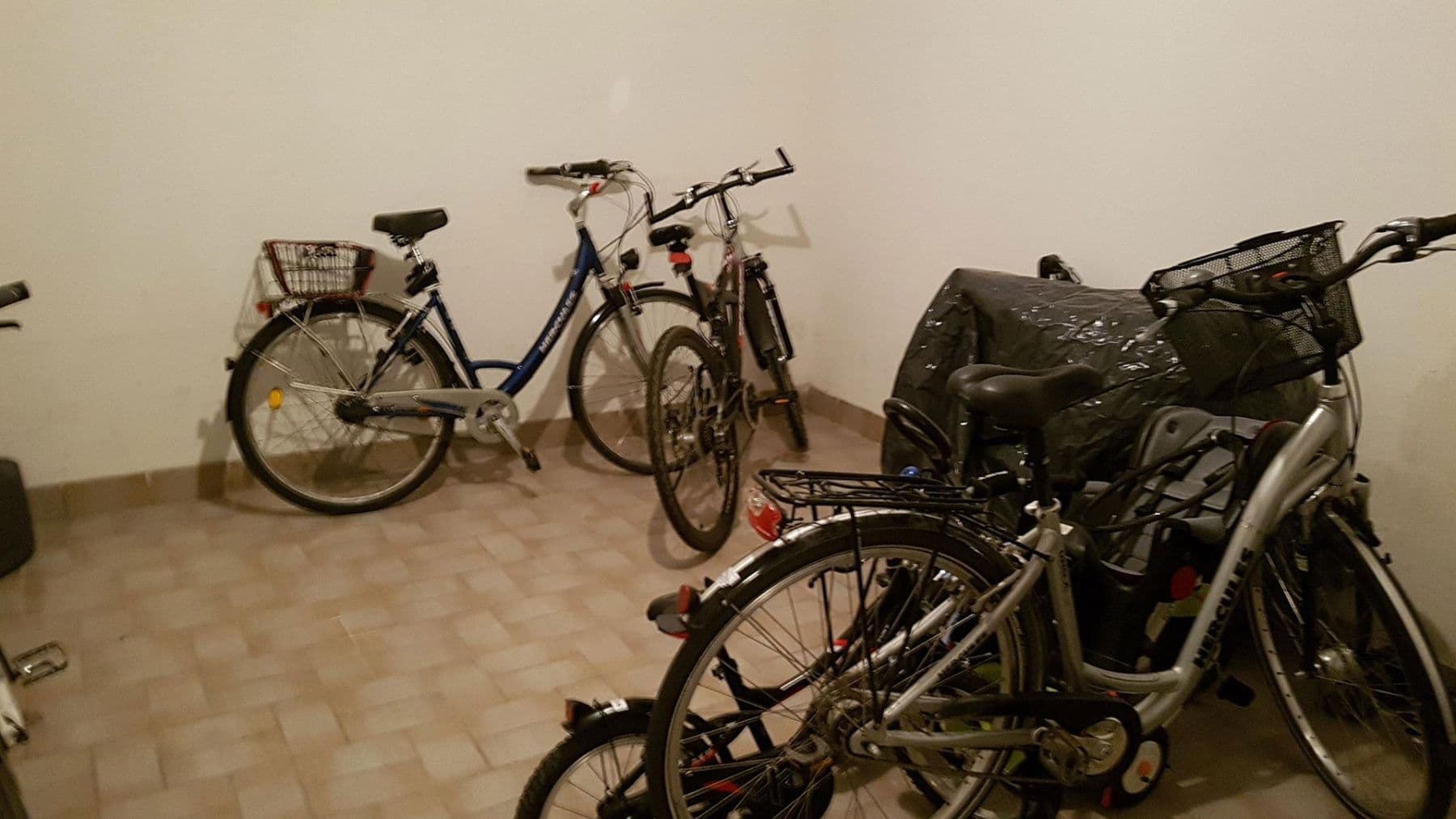 Pronájem bytu 2+1 46 m², Worms, Porýní-Falc Pronájem bytu 2+1 46 m², Worms, Porýní-Falc