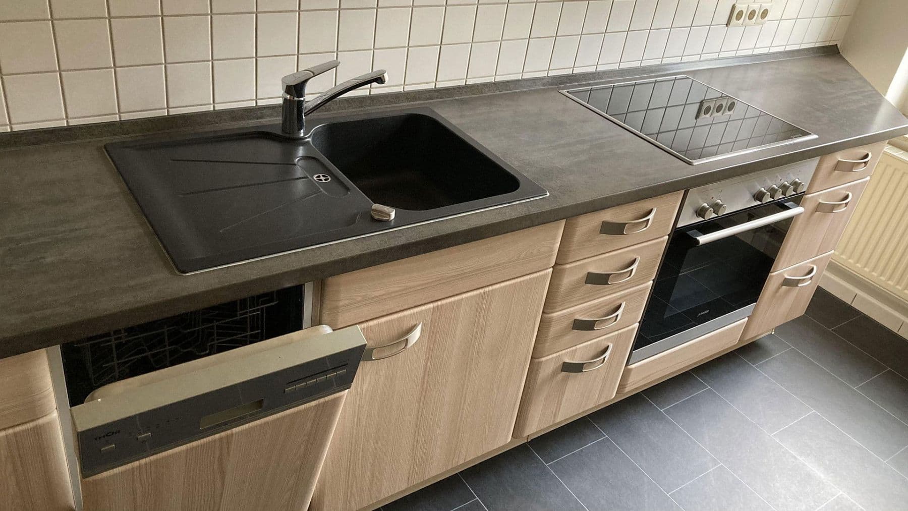 Pronájem bytu 2+1 65 m², Leipzig, Sasko Pronájem bytu 2+1 65 m², Leipzig, Sasko