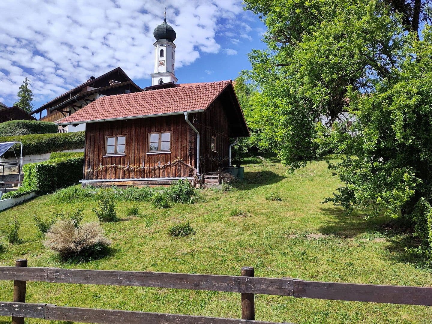 Prodej pozemku 583 m², Walkersaich 68a, Schwindegg, Bavorsko Prodej pozemku 583 m², Walkersaich 68a, Schwindegg, Bavorsko