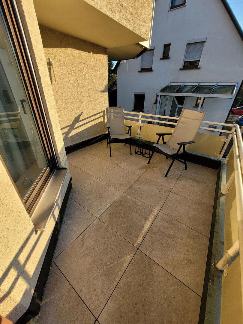 Pronájem bytu 1+kk 38 m², Reutlingen, Bádensko-Württembersko Pronájem bytu 1+kk 38 m², Reutlingen, Bádensko-Württembersko