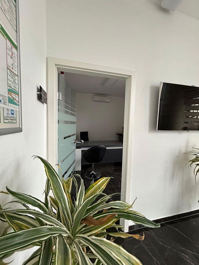 Pronájem kanceláře 465 m², Saarstr. 20, Hanau, Hessen Pronájem kanceláře 465 m², Saarstr. 20, Hanau, Hessen