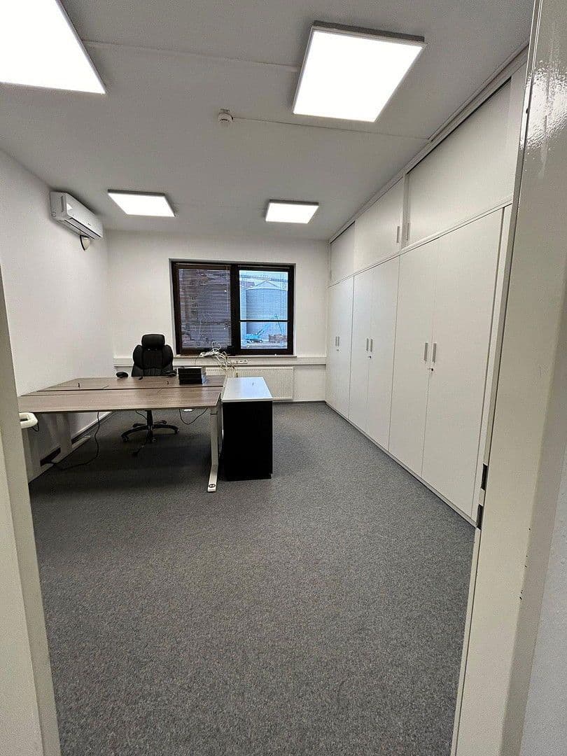 Pronájem kanceláře 465 m², Saarstr. 20, Hanau, Hessen Pronájem kanceláře 465 m², Saarstr. 20, Hanau, Hessen