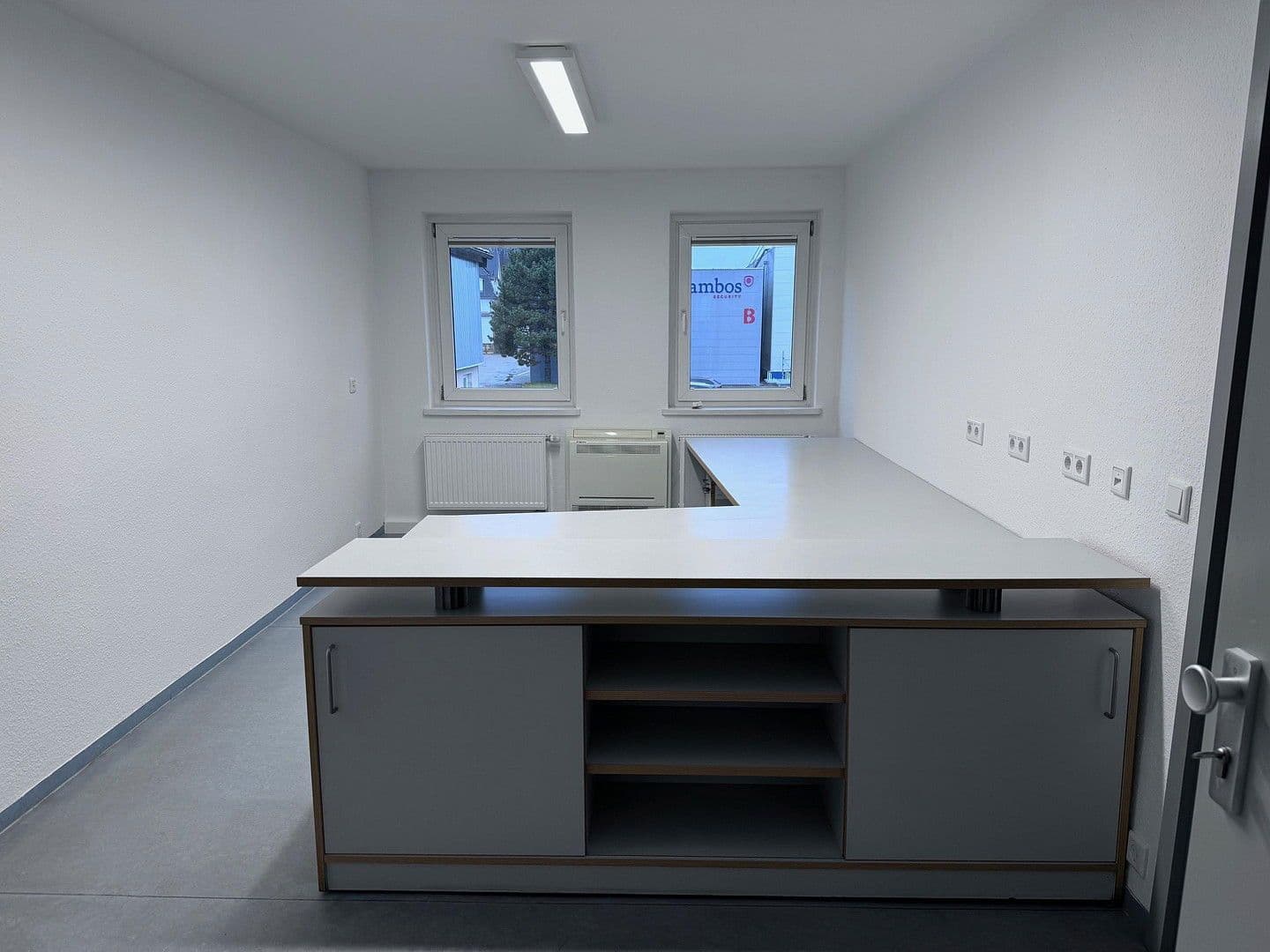 Pronájem nebytového prostoru 3.310 m², Dohna, Sasko Pronájem nebytového prostoru 3.310 m², Dohna, Sasko