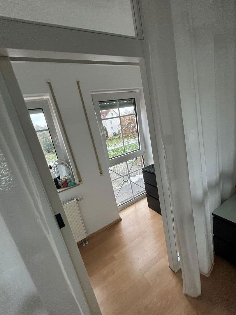 Pronájem bytu 2+1 54 m², An der Brunnenwiese 8, Nittendorf, Bavorsko Pronájem bytu 2+1 54 m², An der Brunnenwiese 8, Nittendorf, Bavorsko