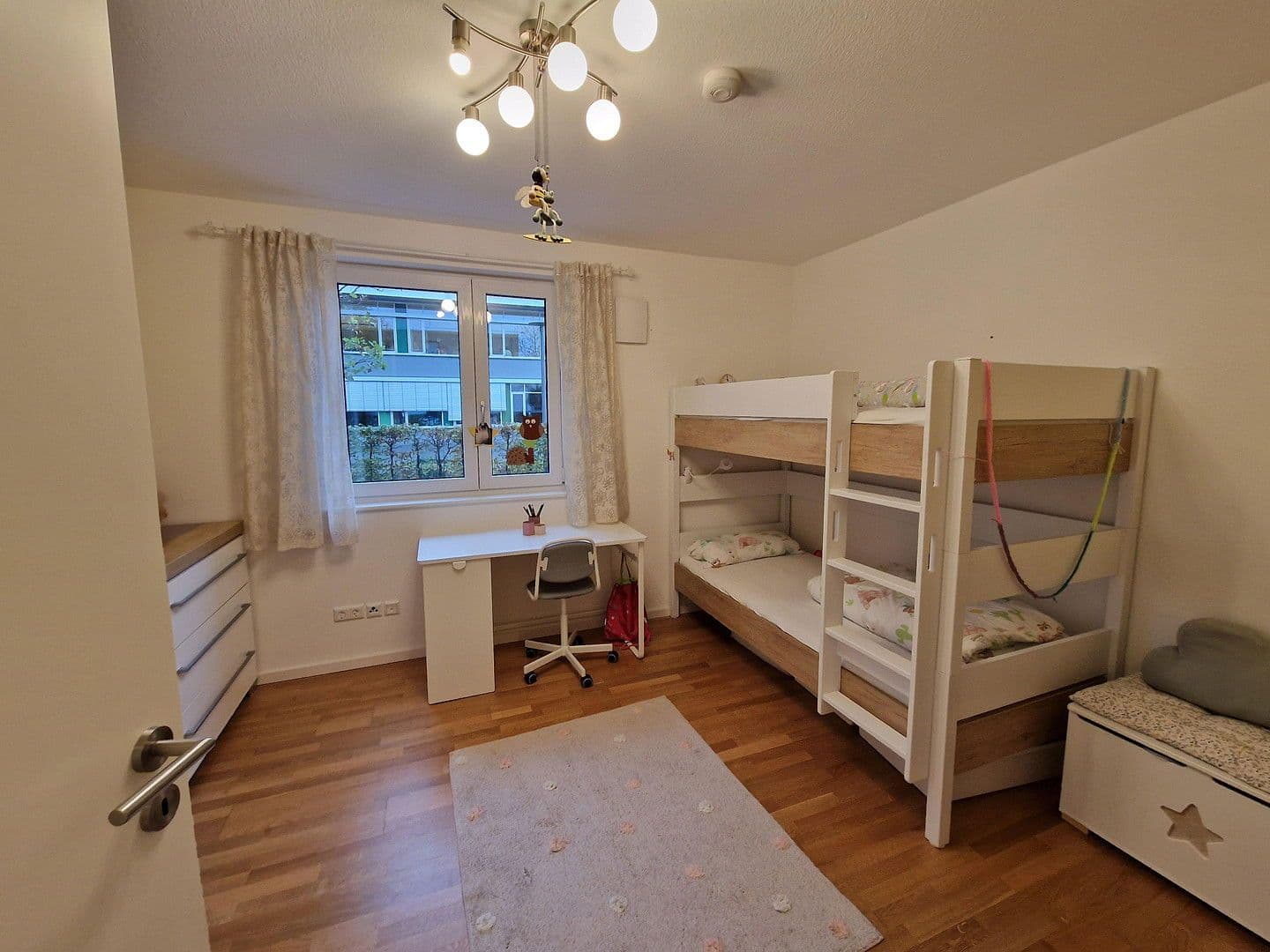 Pronájem bytu 4+1 127 m², Bruchsal, Bádensko-Württembersko Pronájem bytu 4+1 127 m², Bruchsal, Bádensko-Württembersko