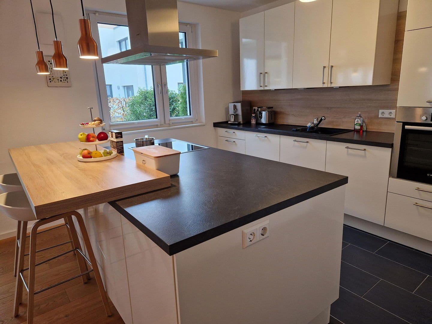 Pronájem bytu 4+1 127 m², Bruchsal, Bádensko-Württembersko Pronájem bytu 4+1 127 m², Bruchsal, Bádensko-Württembersko