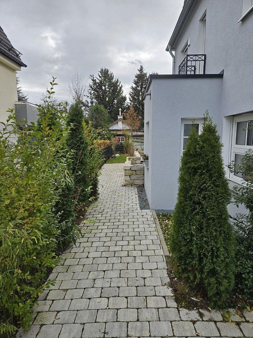 Pronájem bytu 4+1 112 m², Karwinskistr., 61, München, Bavorsko Pronájem bytu 4+1 112 m², Karwinskistr., 61, München, Bavorsko