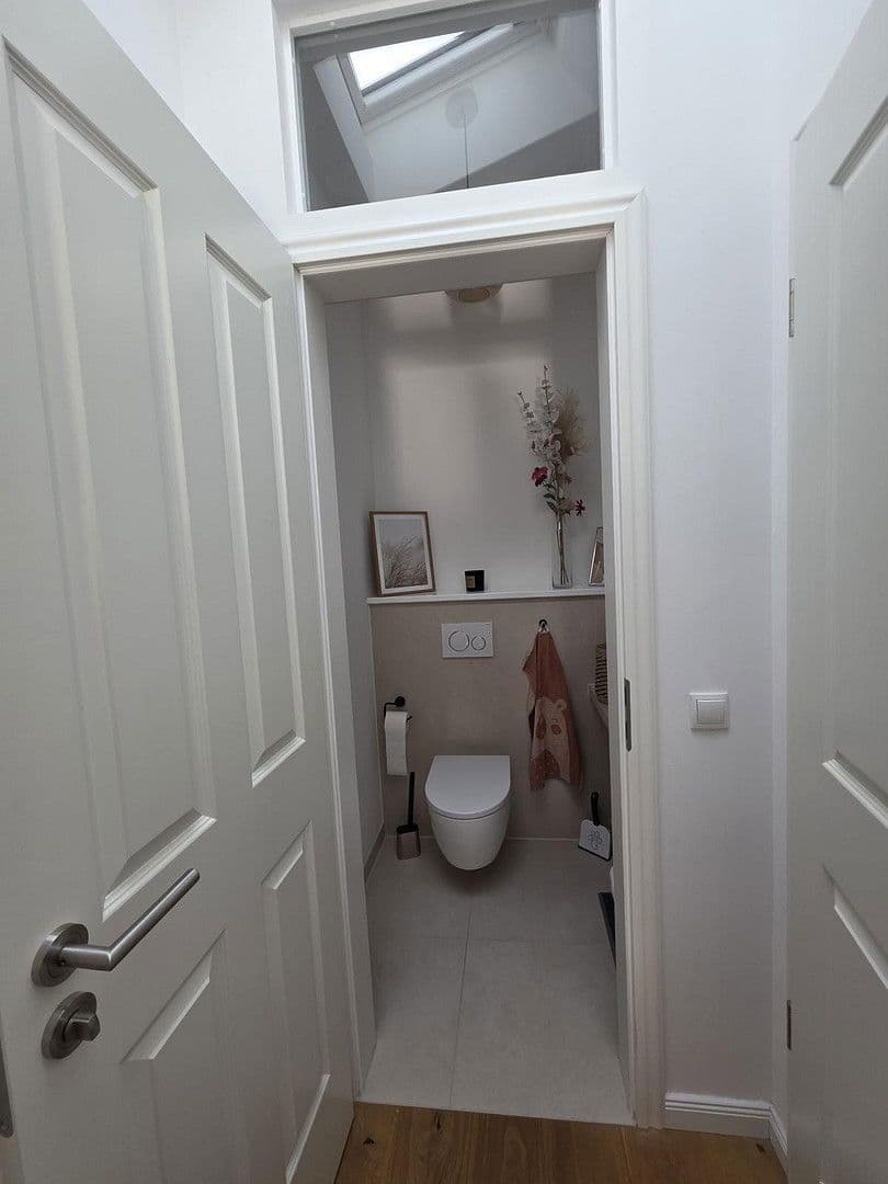 Pronájem bytu 4+1 112 m², Karwinskistr., 61, München, Bavorsko Pronájem bytu 4+1 112 m², Karwinskistr., 61, München, Bavorsko