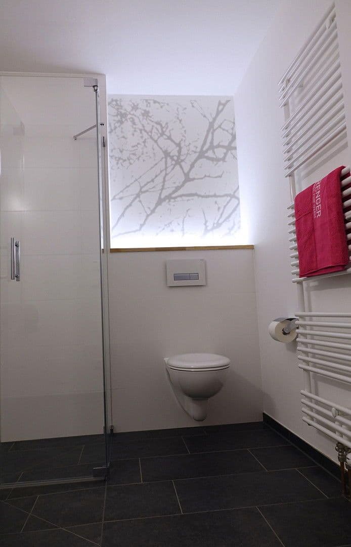 Pronájem bytu 2+1 58 m², Stuttgart-Möhringen, Bádensko-Württembersko Pronájem bytu 2+1 58 m², Stuttgart-Möhringen, Bádensko-Württembersko