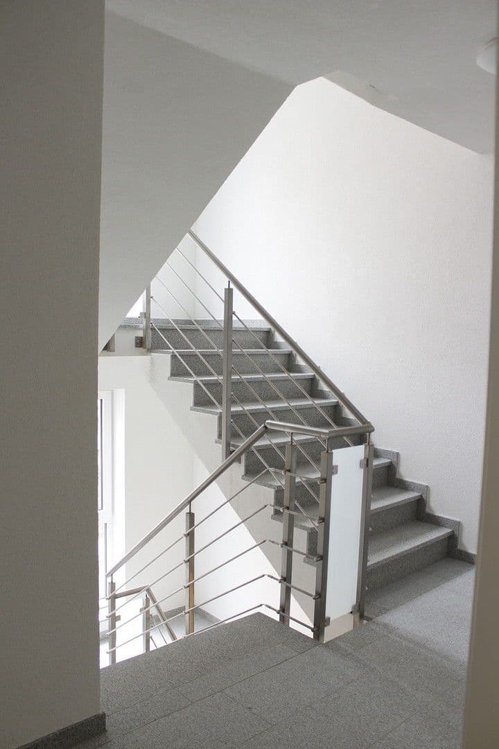 Pronájem bytu 3+1 104 m², Mannheim, Bádensko-Württembersko Pronájem bytu 3+1 104 m², Mannheim, Bádensko-Württembersko