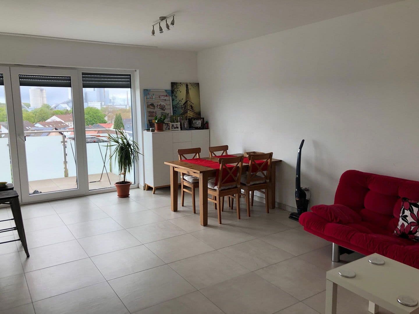 Pronájem bytu 3+1 104 m², Mannheim, Bádensko-Württembersko Pronájem bytu 3+1 104 m², Mannheim, Bádensko-Württembersko