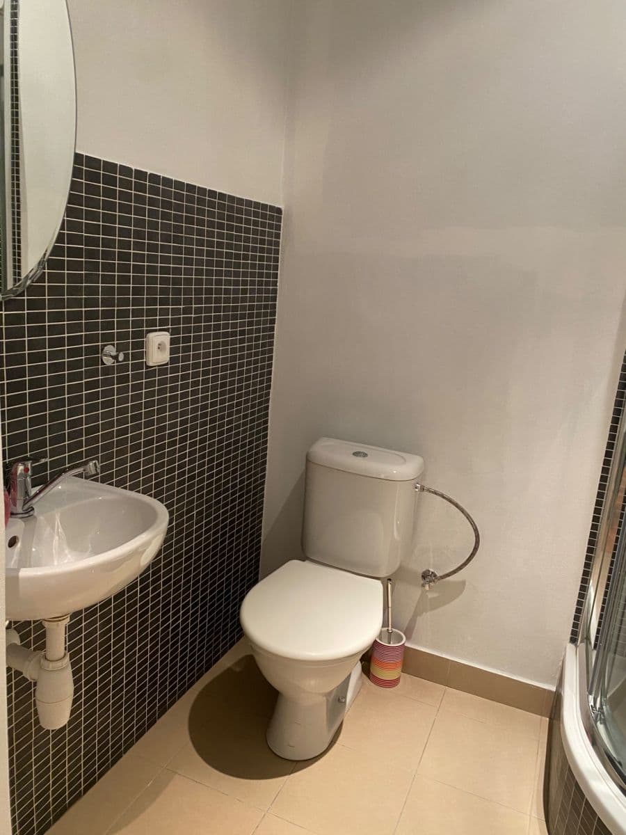 Pronájem nebytového prostoru 60 m², Na Bělidle, Praha, Praha Pronájem nebytového prostoru 60 m², Na Bělidle, Praha, Praha