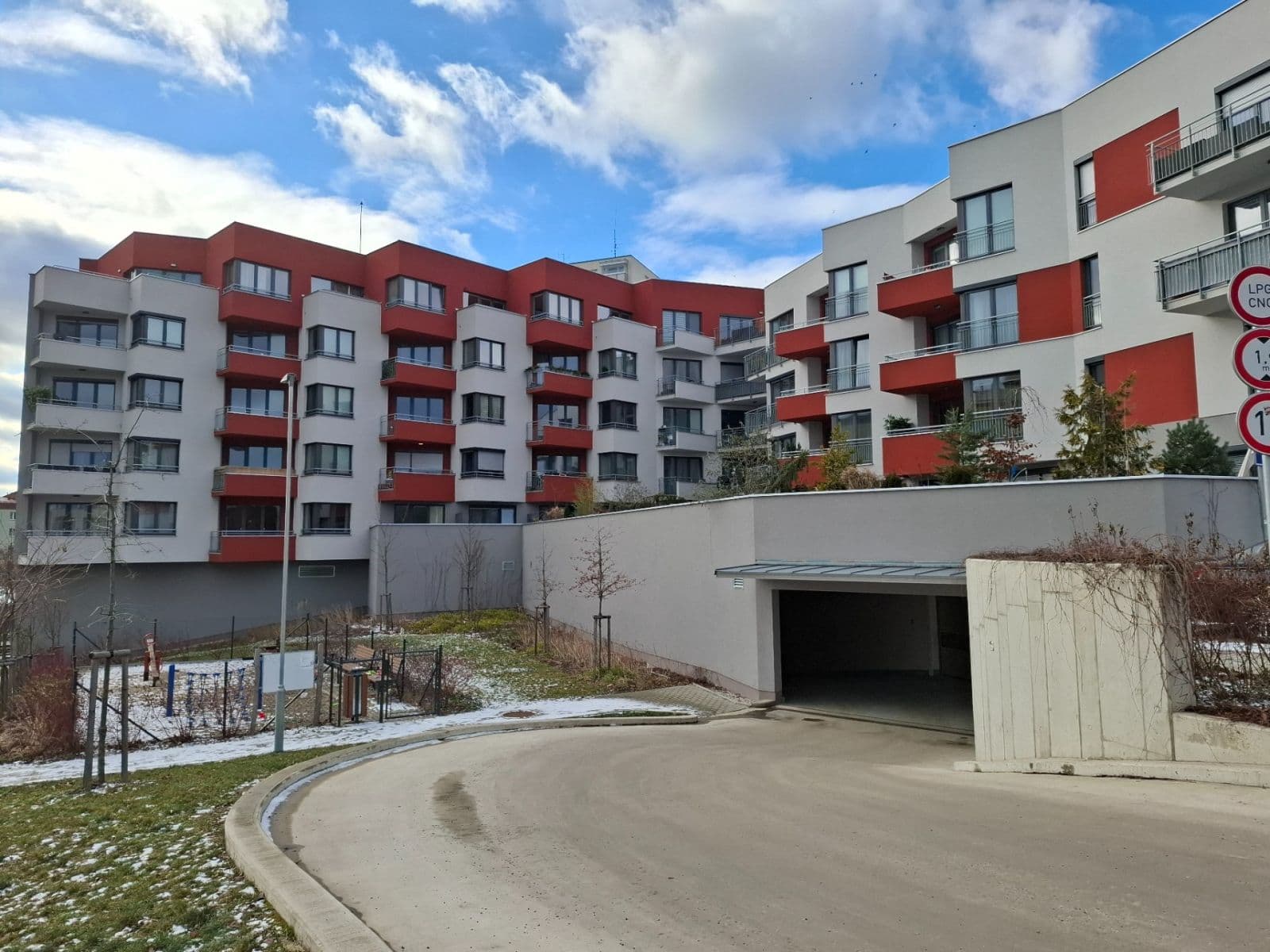 Pronájem bytu 1+kk 30 m², Švehlova, Praha, Praha Pronájem bytu 1+kk 30 m², Švehlova, Praha, Praha