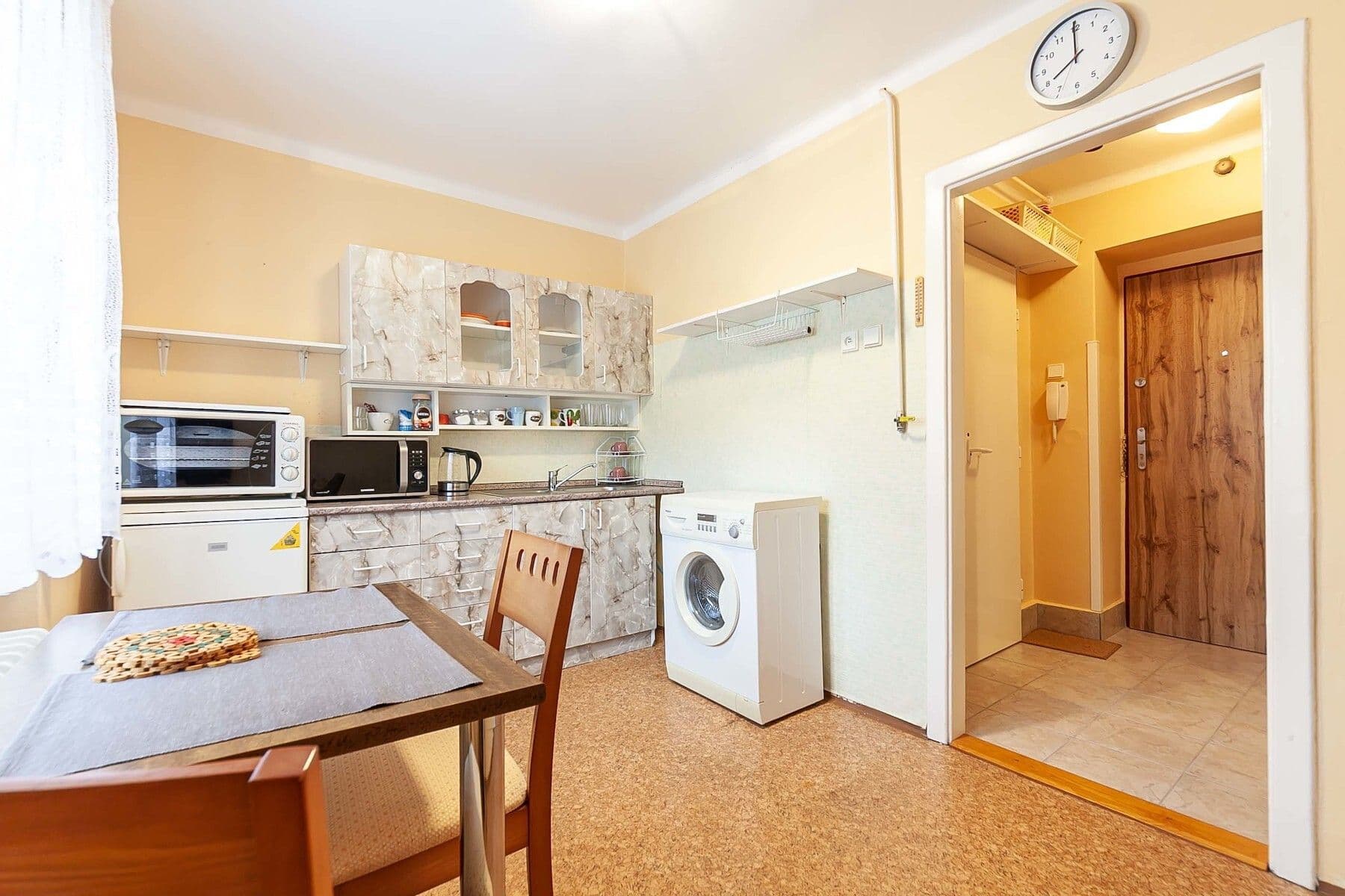 Prodej bytu 1+1 28 m², Mariánská, Příbram, Středočeský kraj Prodej bytu 1+1 28 m², Mariánská, Příbram, Středočeský kraj