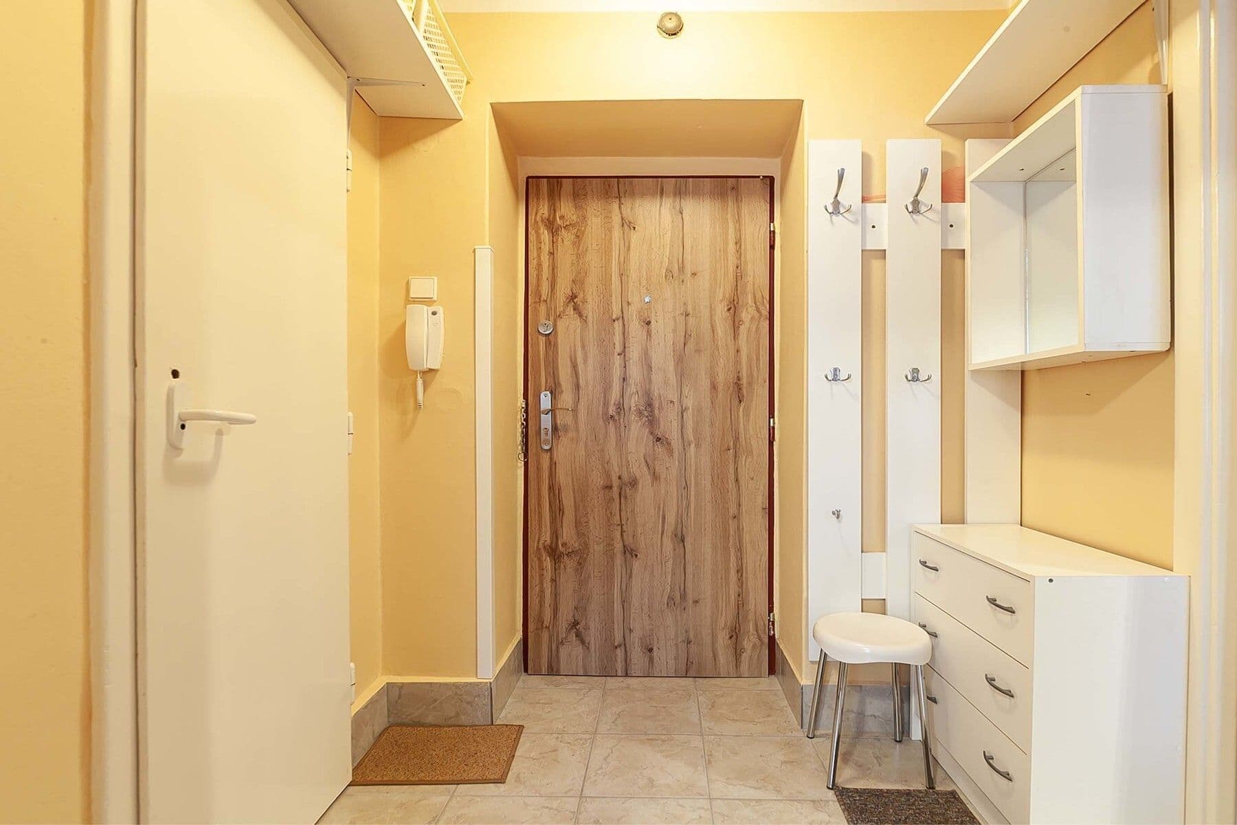 Prodej bytu 1+1 28 m², Mariánská, Příbram, Středočeský kraj Prodej bytu 1+1 28 m², Mariánská, Příbram, Středočeský kraj