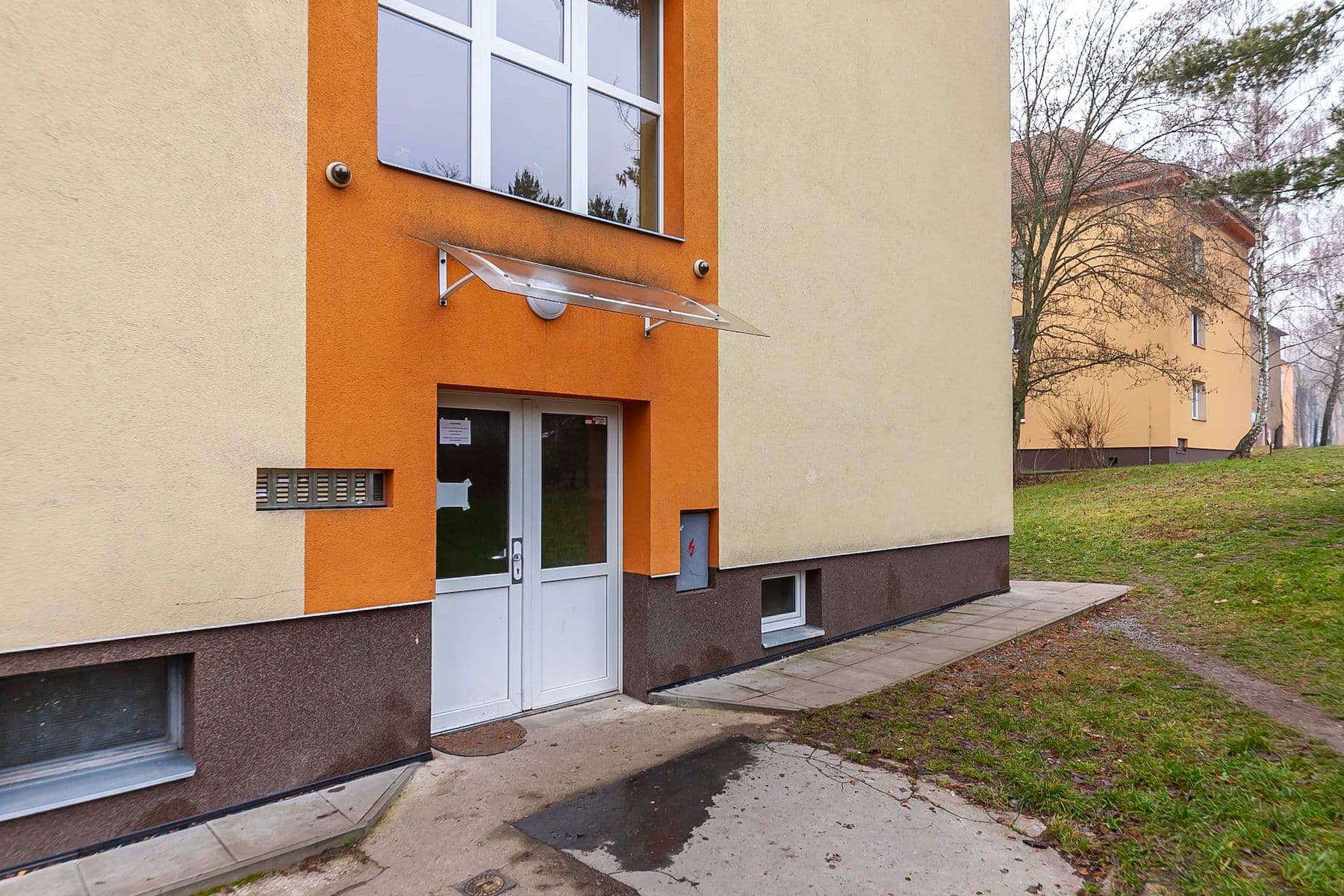 Prodej bytu 1+1 28 m², Mariánská, Příbram, Středočeský kraj Prodej bytu 1+1 28 m², Mariánská, Příbram, Středočeský kraj