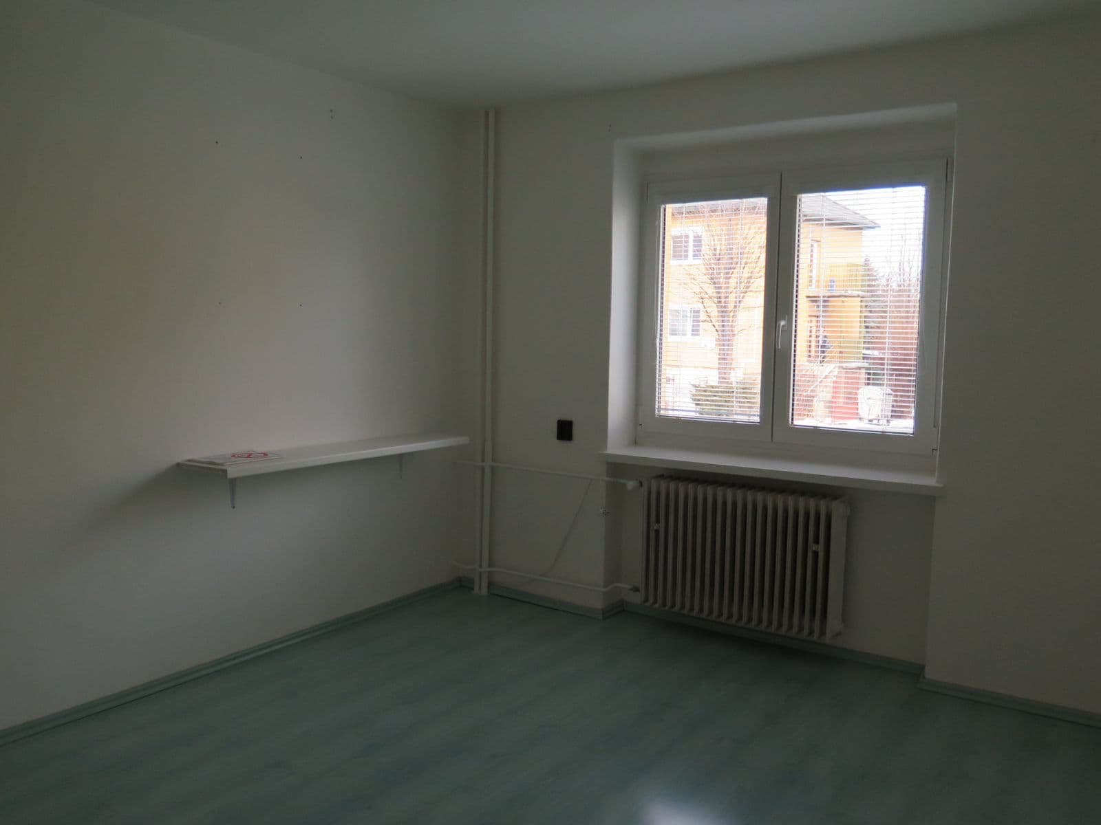 Pronájem nebytového prostoru 30 m², Poprad, Prešovský kraj Pronájem nebytového prostoru 30 m², Poprad, Prešovský kraj