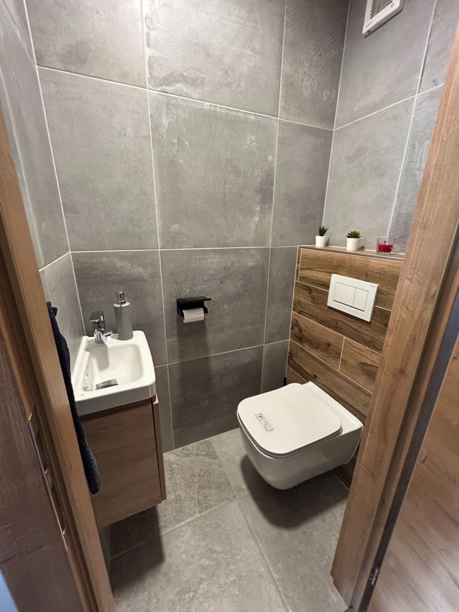 Pronájem bytu 3+kk 73 m², Drimlova, Praha, Praha Pronájem bytu 3+kk 73 m², Drimlova, Praha, Praha