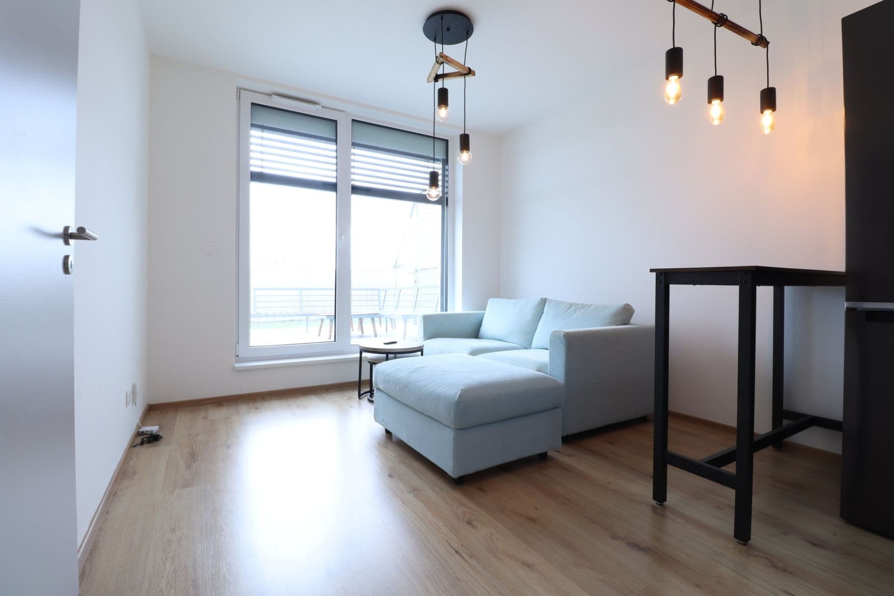 Pronájem bytu 2+kk 40 m², Velvarská, Horoměřice, Středočeský kraj Pronájem bytu 2+kk 40 m², Velvarská, Horoměřice, Středočeský kraj