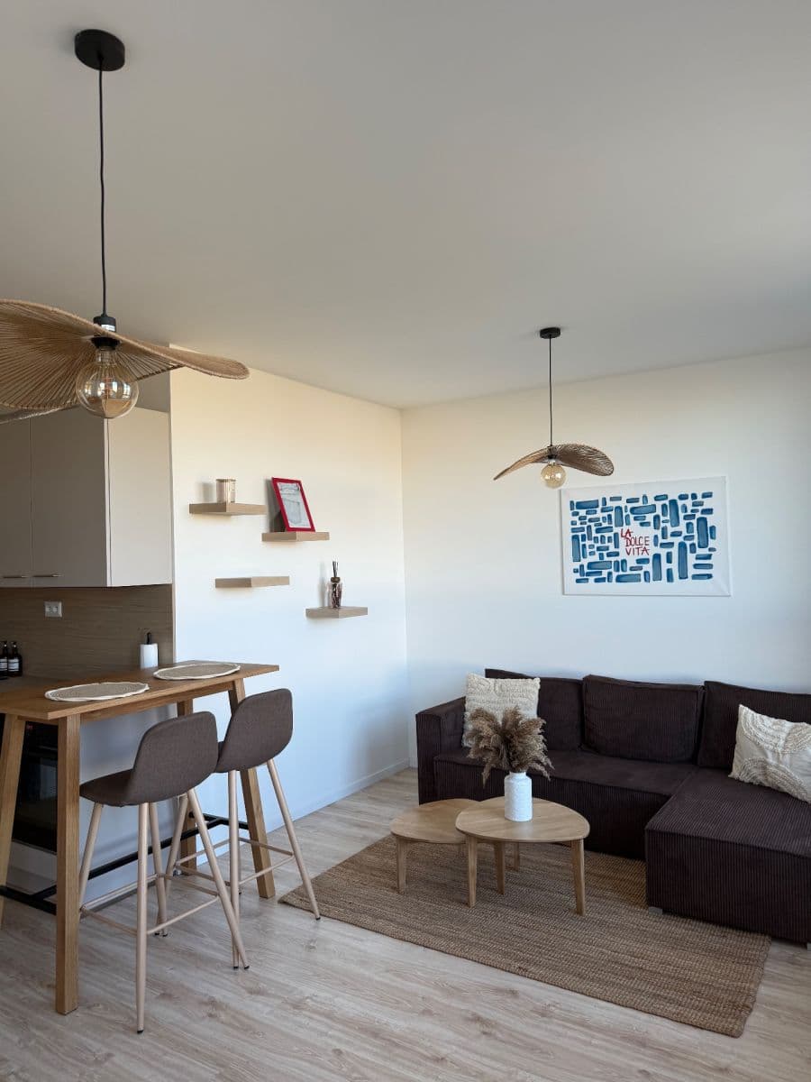 Pronájem bytu 2+1 44 m², Labutia, Petržalka, Bratislavský kraj Pronájem bytu 2+1 44 m², Labutia, Petržalka, Bratislavský kraj