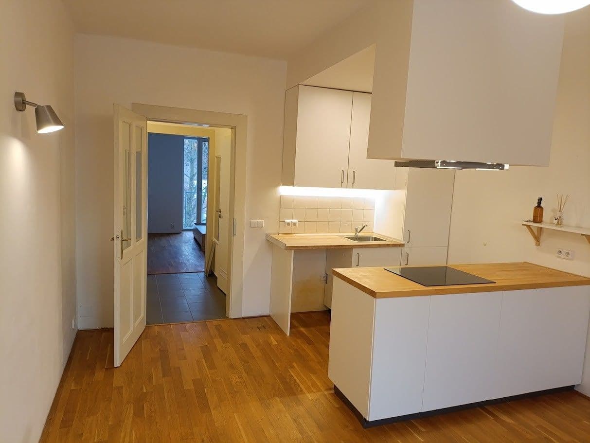 Pronájem bytu 2+kk 43 m², U Kněžské louky, Praha, Praha Pronájem bytu 2+kk 43 m², U Kněžské louky, Praha, Praha