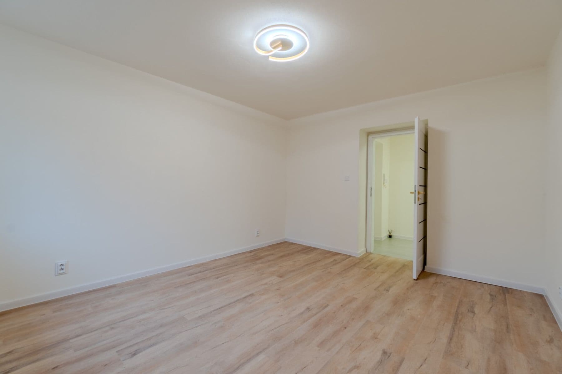 Prodej bytu 2+1 59 m², Horní, Ostrava, Moravskoslezský kraj Prodej bytu 2+1 59 m², Horní, Ostrava, Moravskoslezský kraj