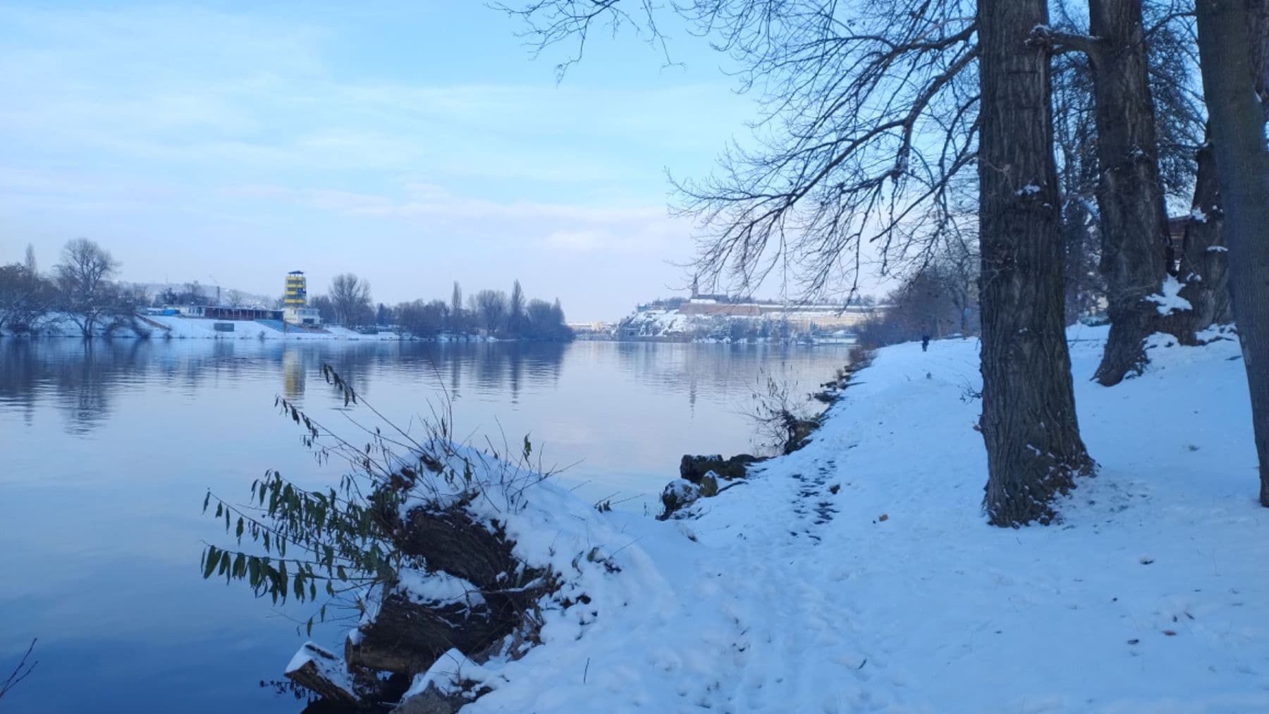 Pronájem bytu 2+kk 51 m², Dvorecké náměstí, Praha, Praha Pronájem bytu 2+kk 51 m², Dvorecké náměstí, Praha, Praha