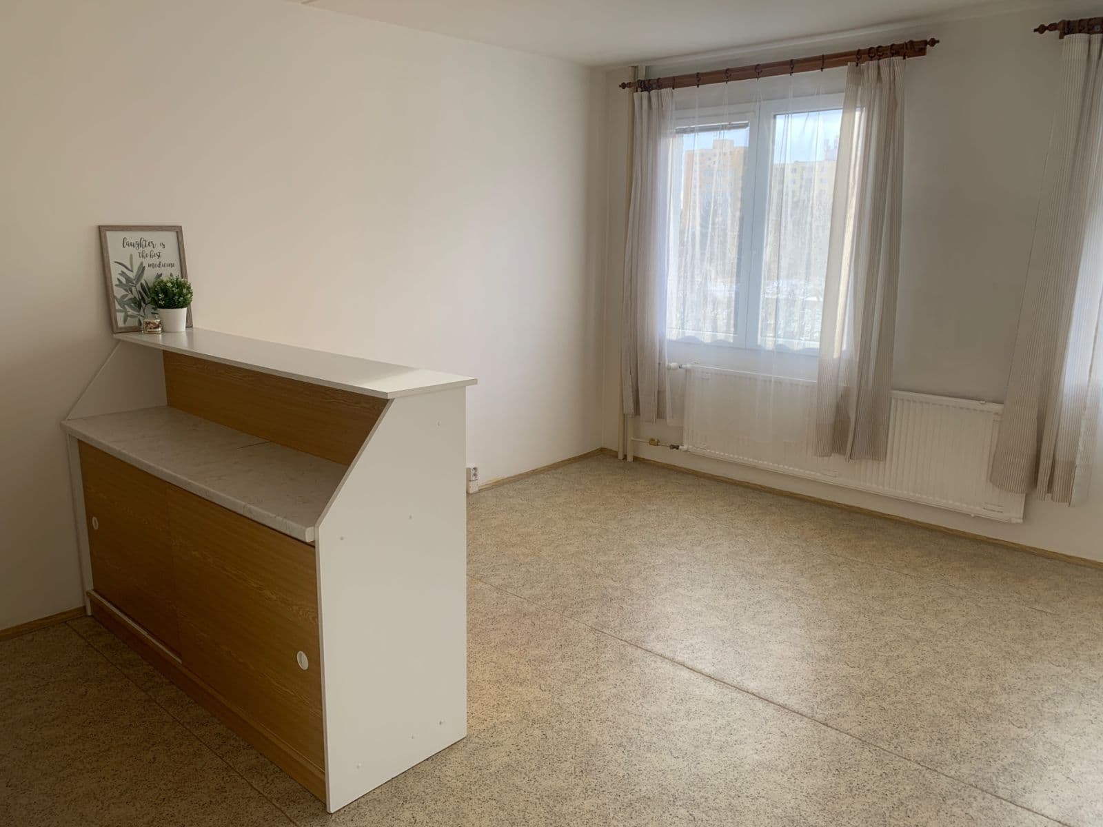 Pronájem bytu 1+kk 32 m², Hodonínská, Plzeň, Plzeňský kraj Pronájem bytu 1+kk 32 m², Hodonínská, Plzeň, Plzeňský kraj