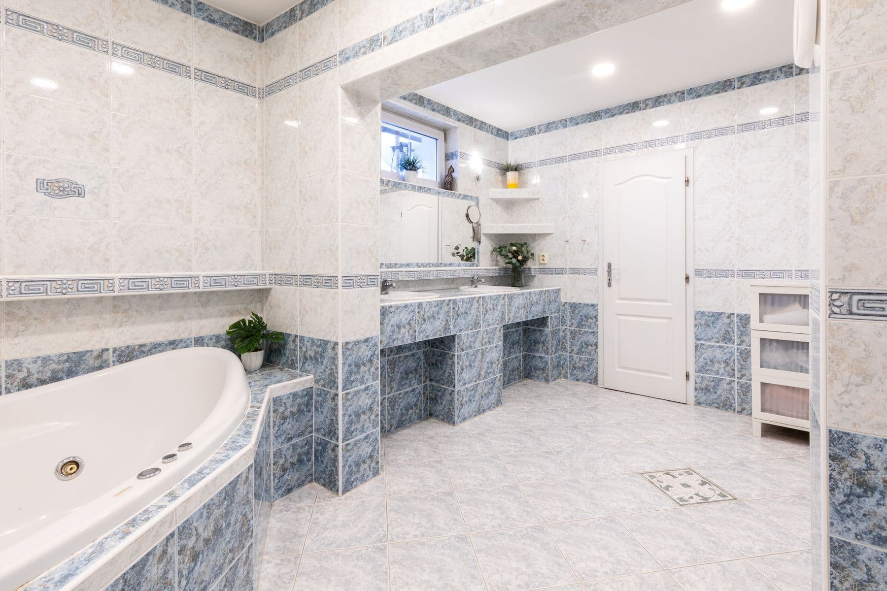 Prodej domu 247 m², pozemek 478 m², Zenklova, Praha, Praha Prodej domu 247 m², pozemek 478 m², Zenklova, Praha, Praha