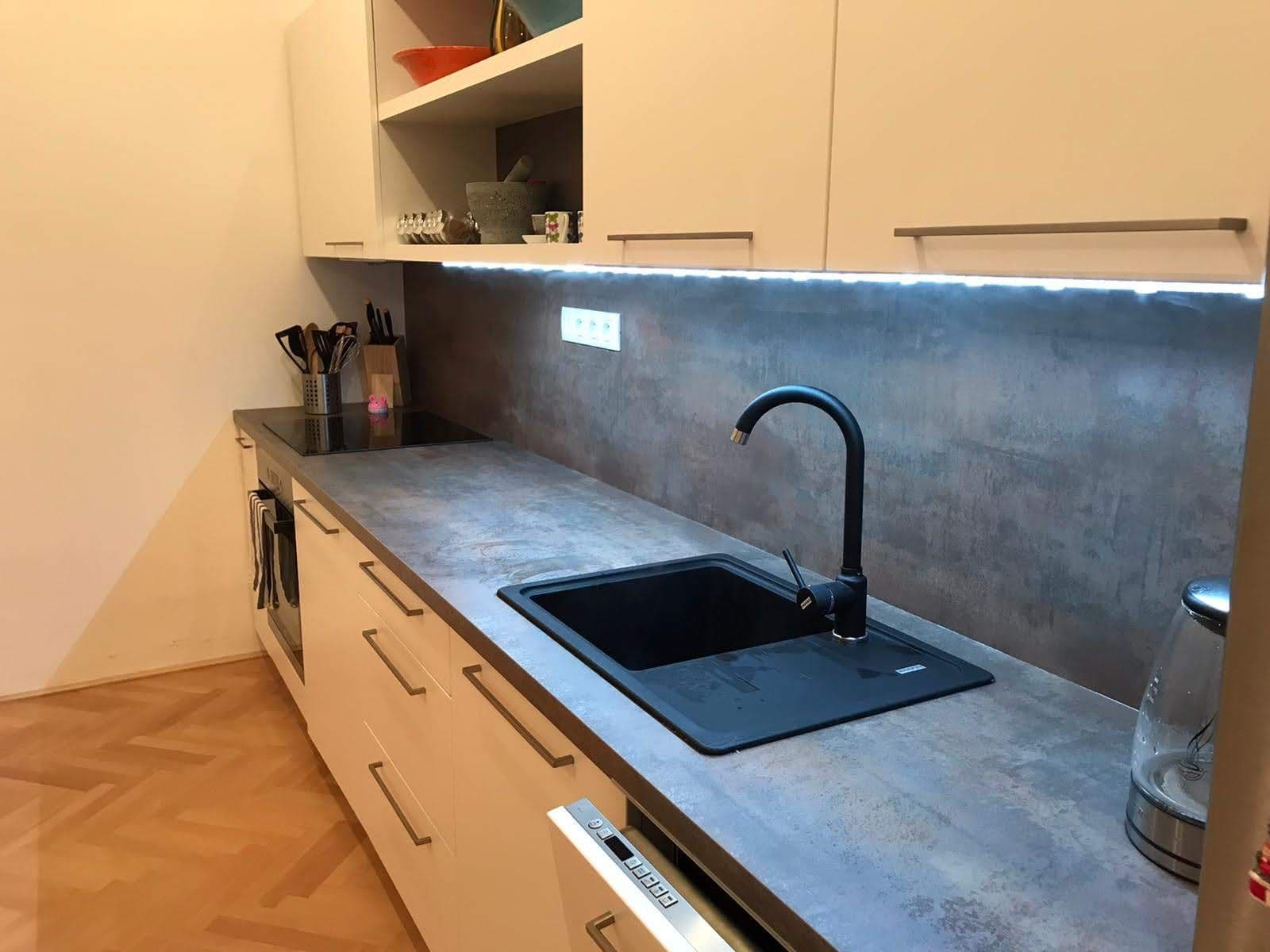 Pronájem bytu 2+kk 40 m², Tolstého, Praha, Praha Pronájem bytu 2+kk 40 m², Tolstého, Praha, Praha