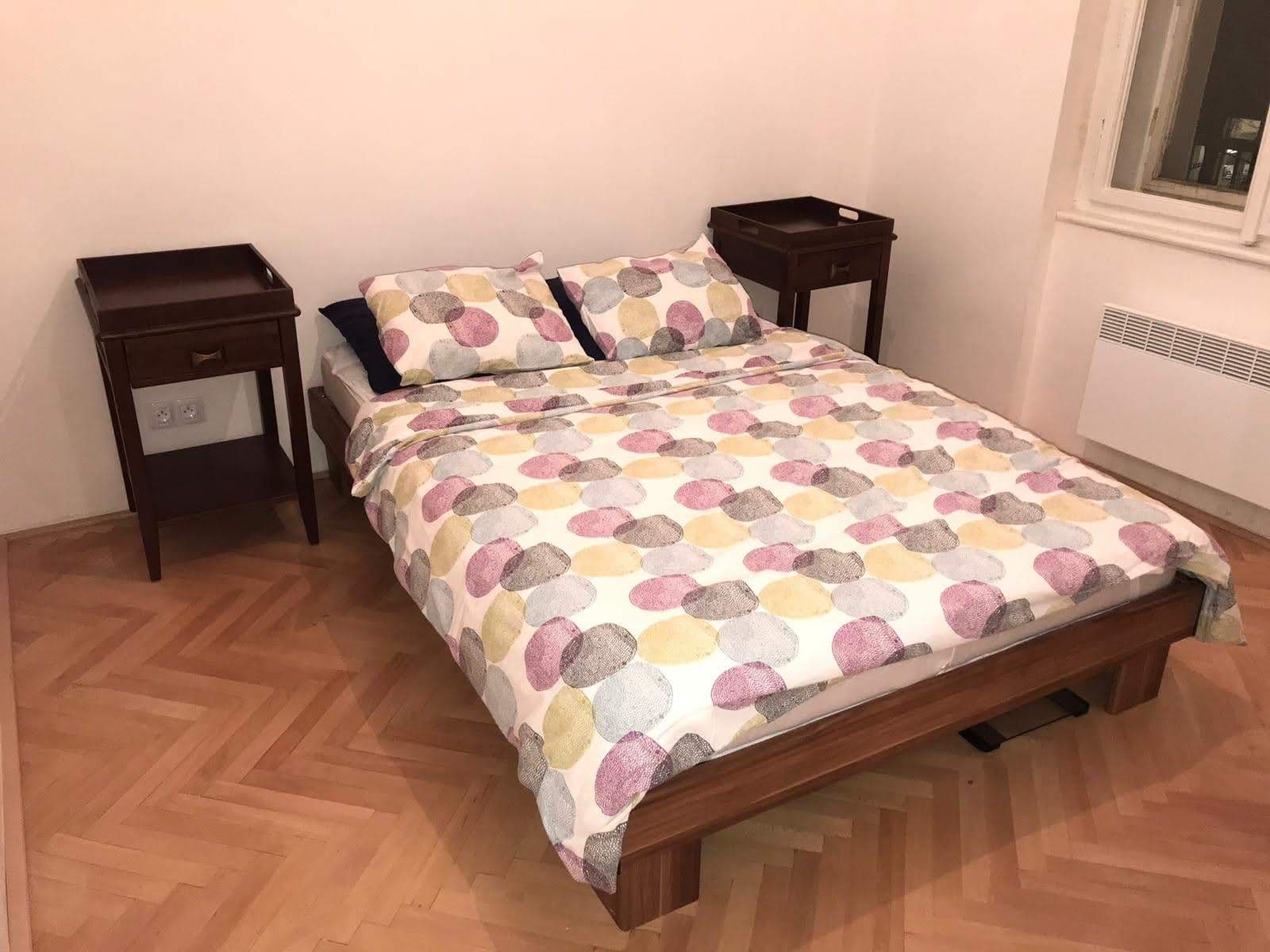 Pronájem bytu 2+kk 40 m², Tolstého, Praha, Praha Pronájem bytu 2+kk 40 m², Tolstého, Praha, Praha