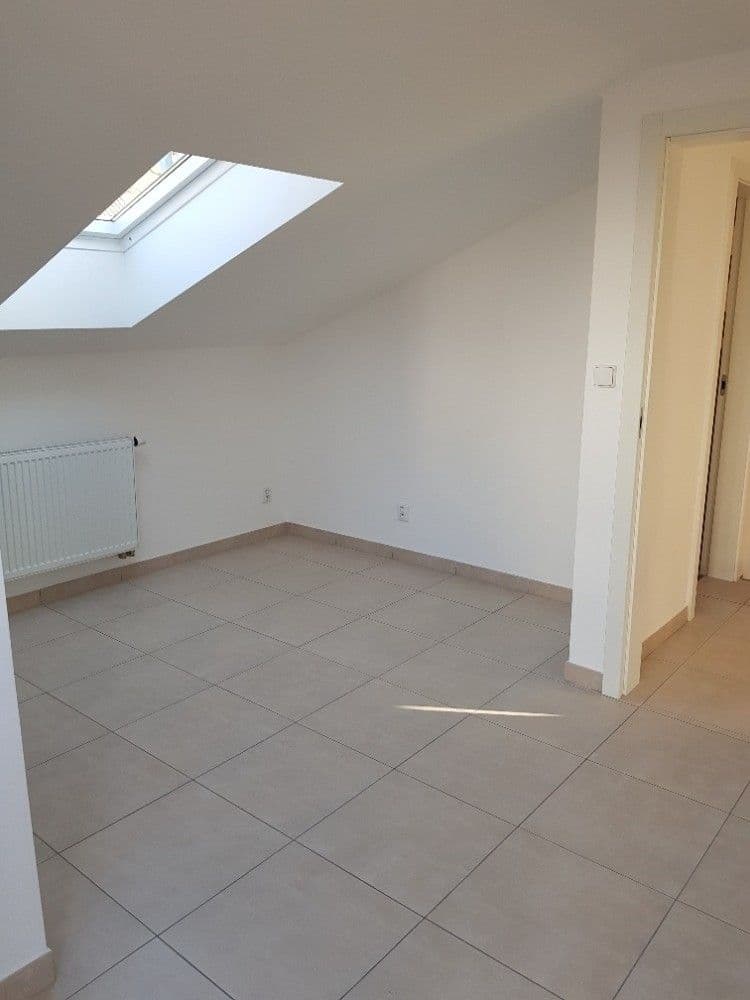 Pronájem bytu 3+kk 100 m², Brigádnická, Brno, Jihomoravský kraj Pronájem bytu 3+kk 100 m², Brigádnická, Brno, Jihomoravský kraj